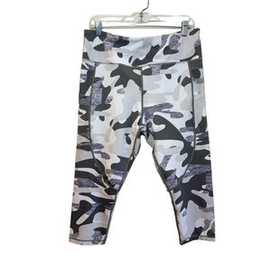 ZYIA ‘Light N Tight’ White Snow Camo Crop Leggings